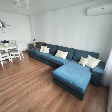 Platinum Apartment - Apartament Cu 3 Camere, 2 Dormitoare, 2 Bai, Bucatarie Complet Utilata, 2 Balcoane Бухарест Екстер'єр фото