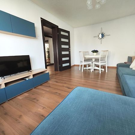 Platinum Apartment - Apartament Cu 3 Camere, 2 Dormitoare, 2 Bai, Bucatarie Complet Utilata, 2 Balcoane Бухарест Екстер'єр фото