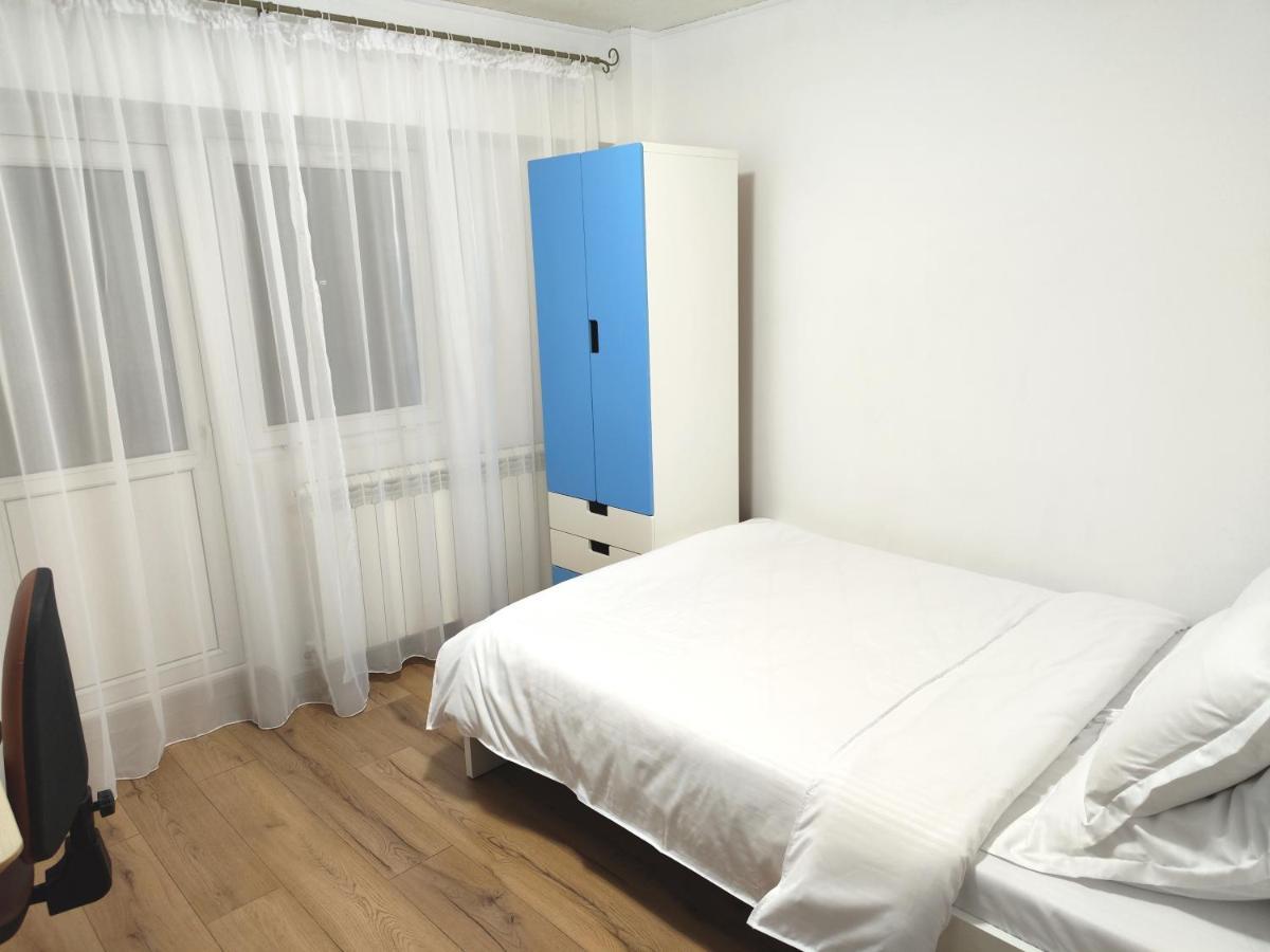Platinum Apartment - Apartament Cu 3 Camere, 2 Dormitoare, 2 Bai, Bucatarie Complet Utilata, 2 Balcoane Бухарест Екстер'єр фото