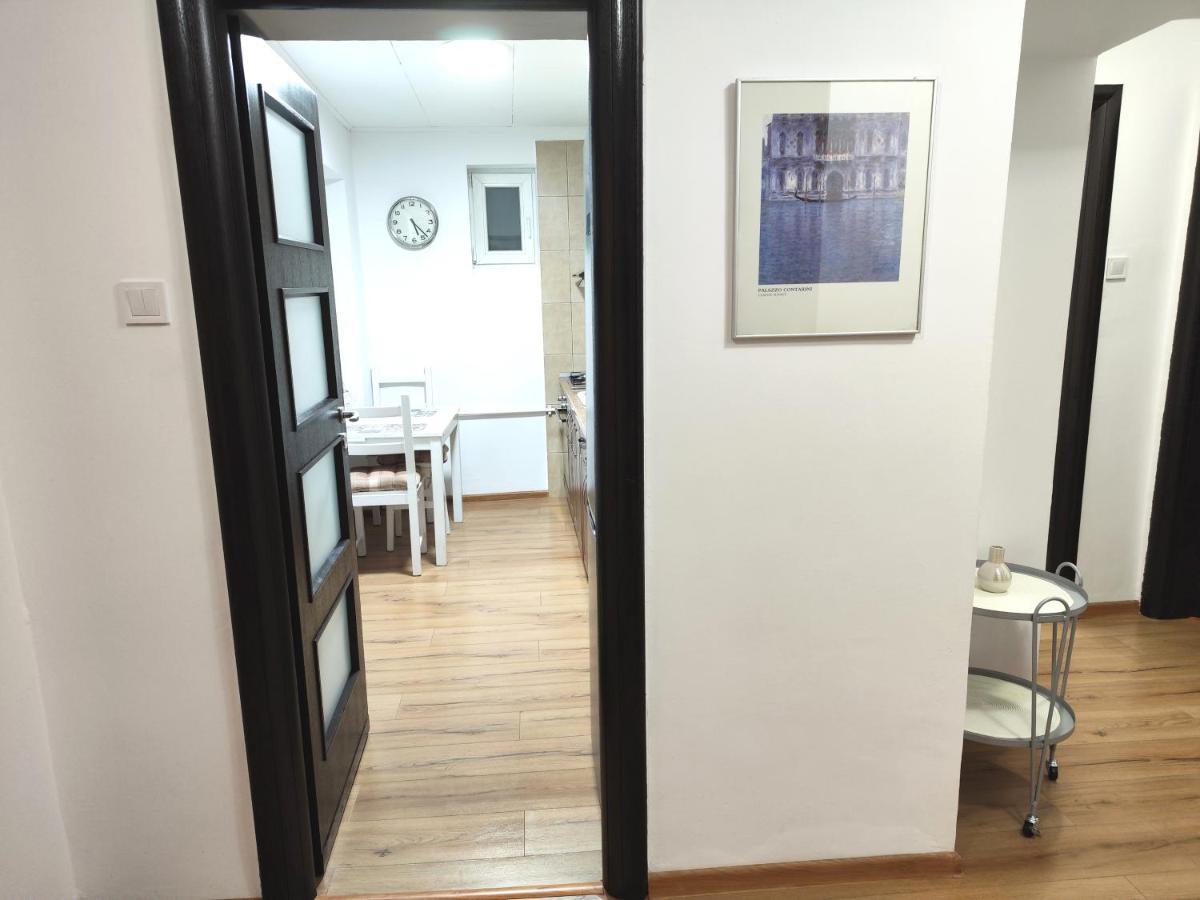 Platinum Apartment - Apartament Cu 3 Camere, 2 Dormitoare, 2 Bai, Bucatarie Complet Utilata, 2 Balcoane Бухарест Екстер'єр фото